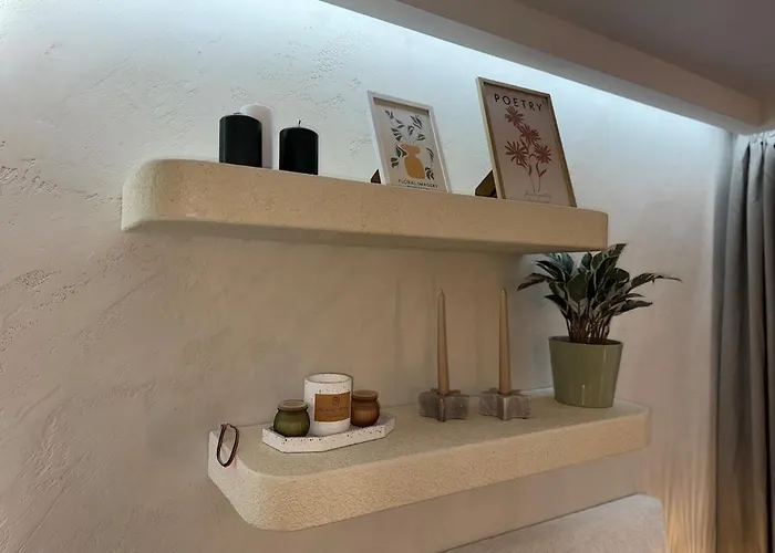 Moderne Et Chic & 公寓 班斯科