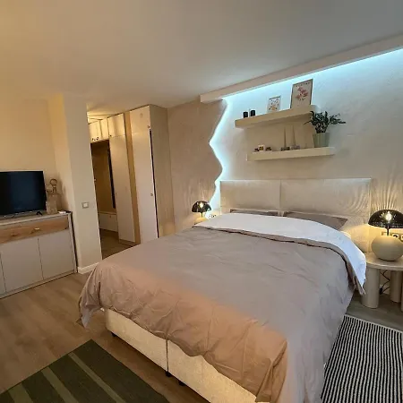 Апартаменты Moderne Et Chic &